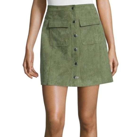 I Heart Ronson Dresses & Skirts - NWOT 🍀Olive Green Vegan Mini Skirt with Pockets!